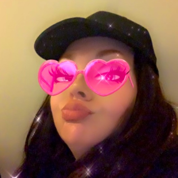 🤩ABOUT ME🤩 - Picture 2 of 9